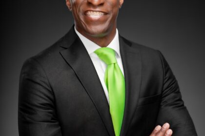 Kaplan Mobray Headshot
